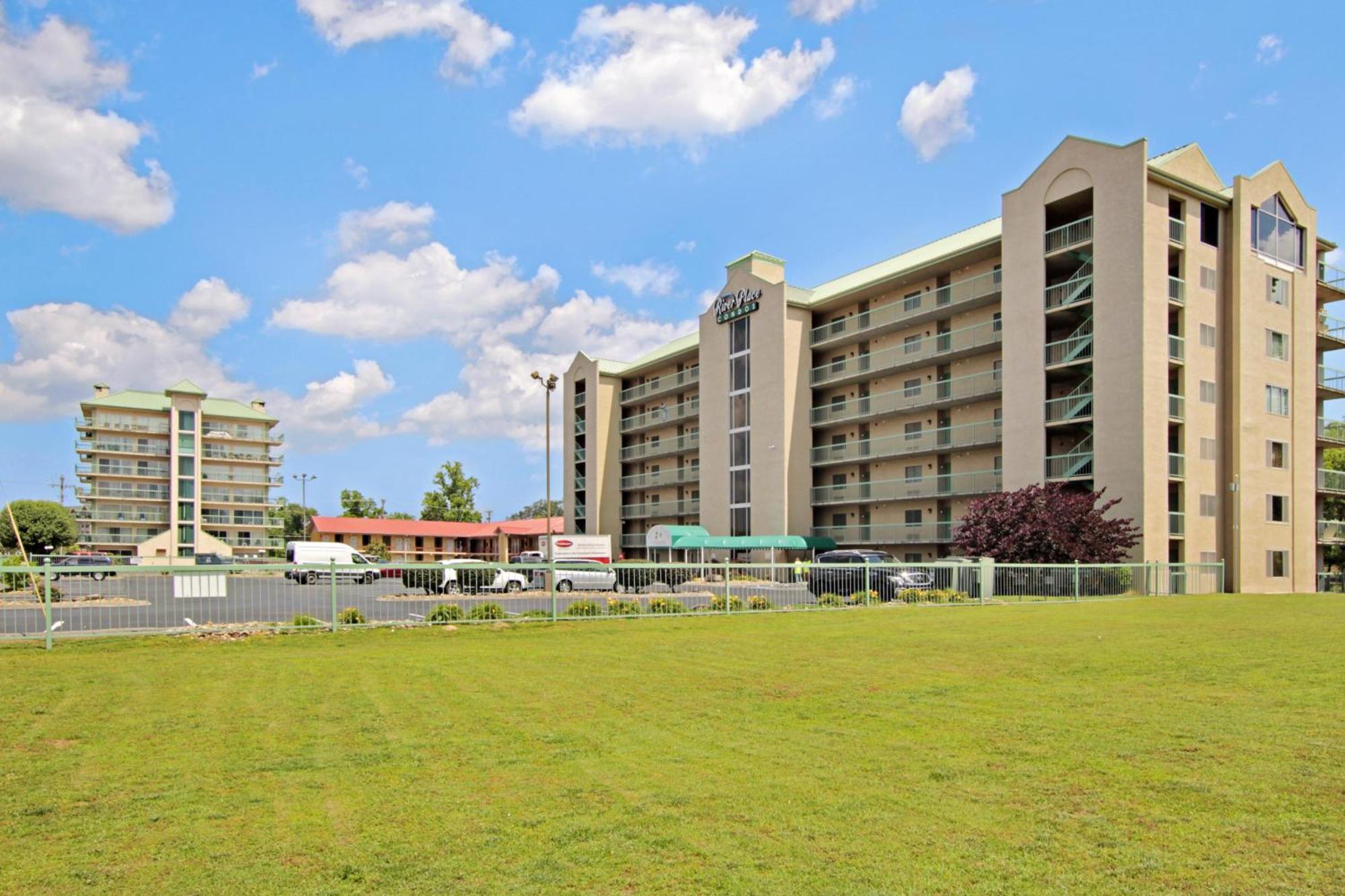 River Place Condos #504 2Bd ピジョンフォージ エクステリア 写真